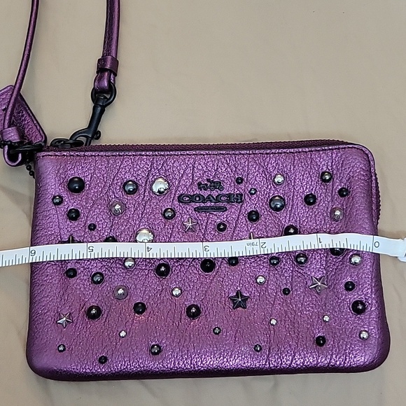 Coach wristlet - Picture 1 of 7